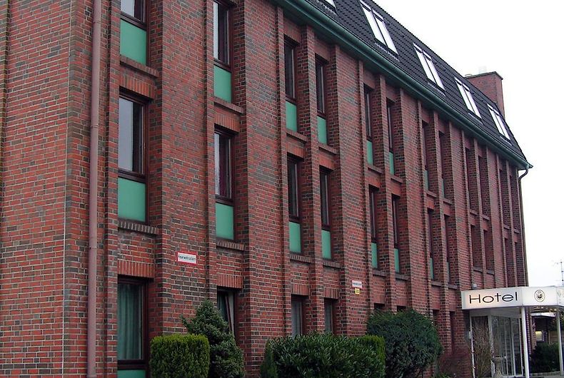 ENTRÉE HOTEL GLINDE, GLINDE (SCHLESWIGHOLSTEIN)