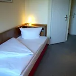 Hotel Itm Entree Restaurant & Tagungshotel 3*