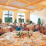 Itm Entree Restaurant & Tagungshotel 3*