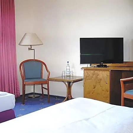 Itm Entree Restaurant & Tagungshotel Hotel 3*