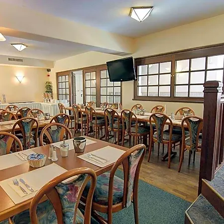 Itm Entree Restaurant & Tagungshotel Hotel