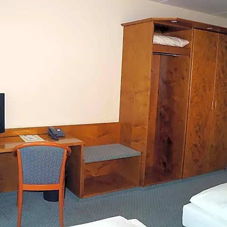Hotel Itm Entree Restaurant & Tagungshotel 3*