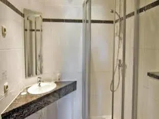 Itm Entree Restaurant & Tagungshotel 3*