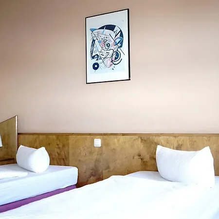 Itm Entree Restaurant & Tagungshotel Otel Glinde (Schleswig-Holstein)