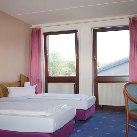 Itm Entree Restaurant & Tagungshotel Hotel 3*