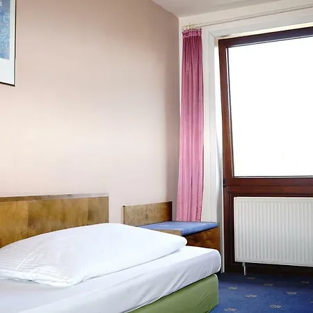 Hotell Itm Entree Restaurant & Tagungshotel 3*